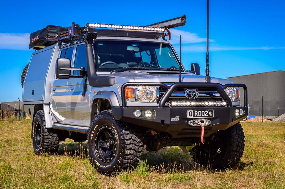 Toyota Land Cruiser 76 off Road