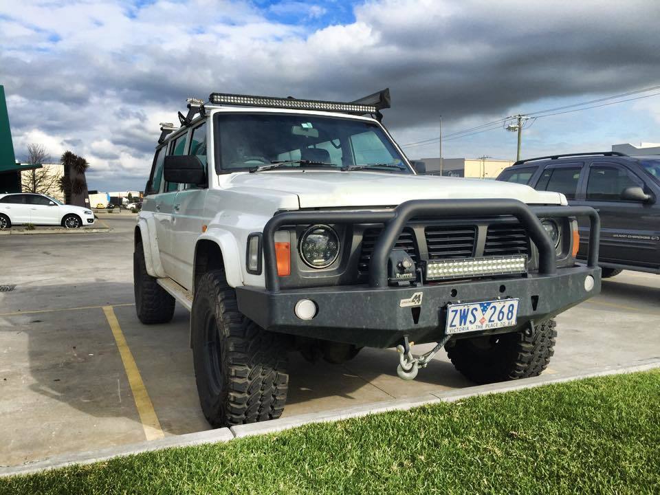 Uneek Front Bull Bar for Nissan Patrol GQ 1988-1997