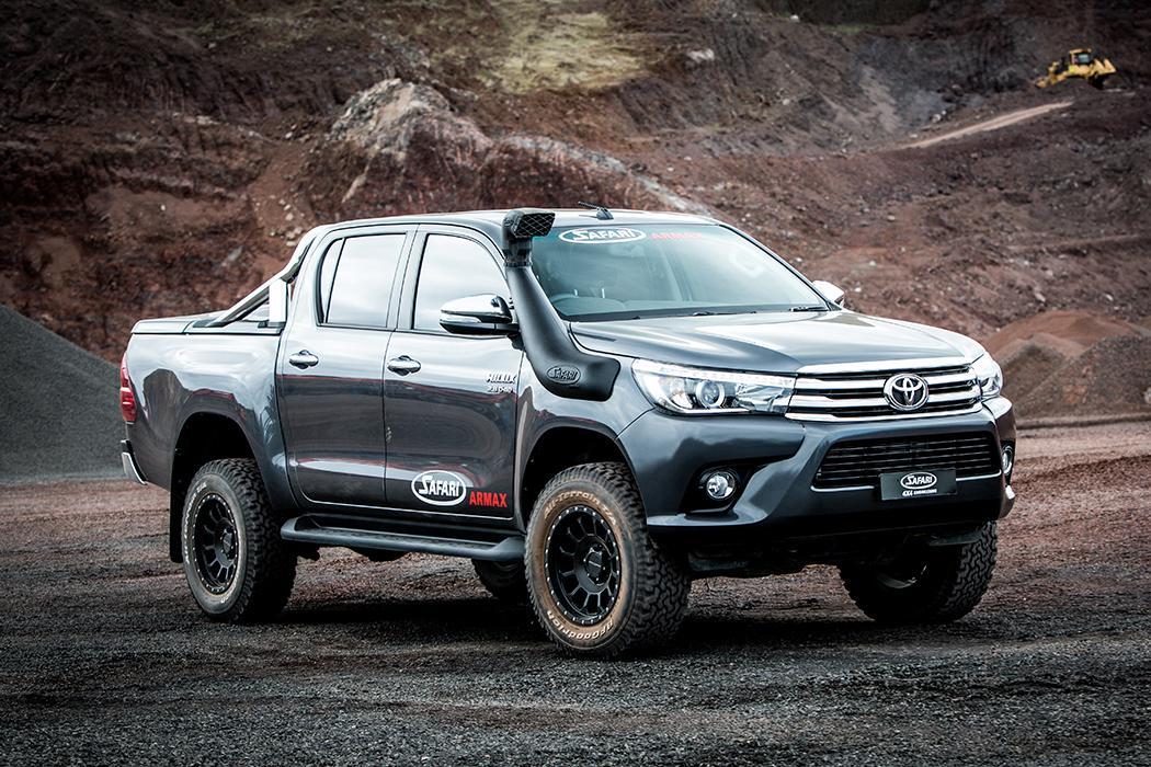 how to install safari snorkel hilux